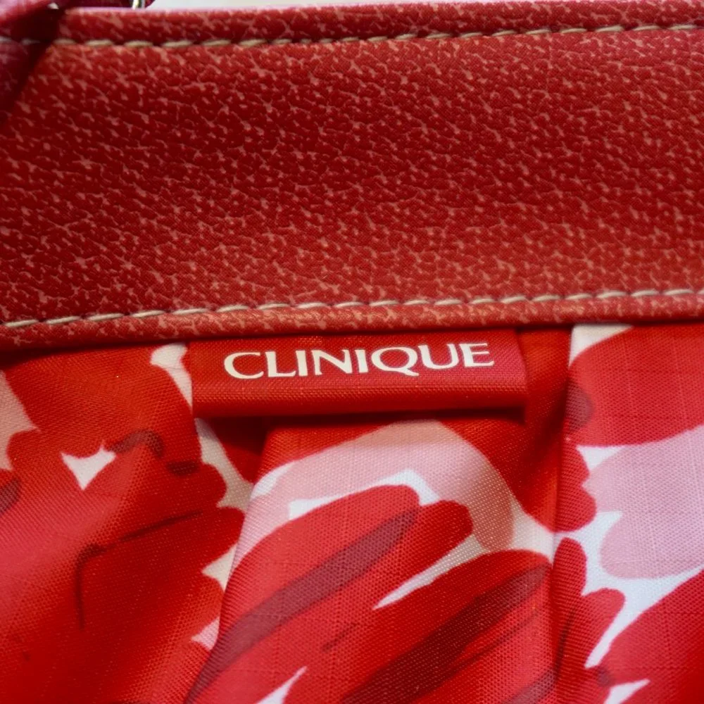 💚 CLINIQUE Pink/Red/White Pattern Makeup Bag (OS)